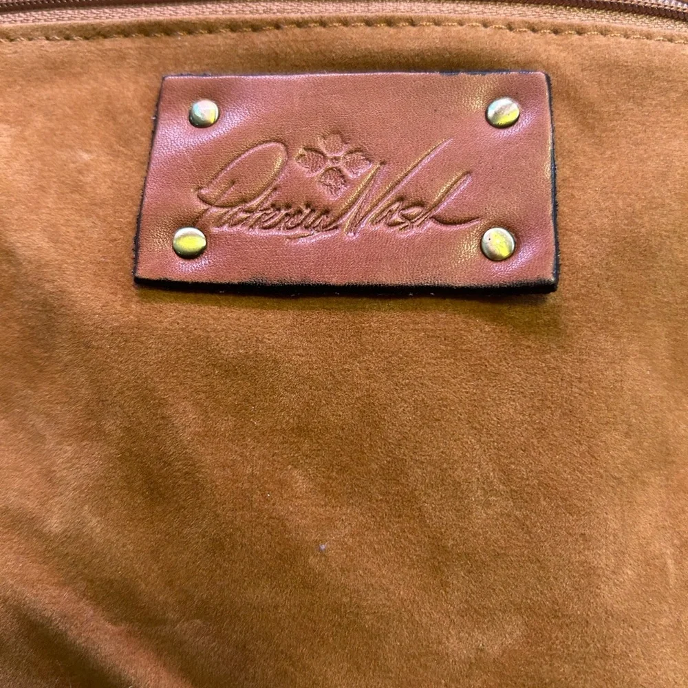 Patricia Nash Crossbody purse. - Picture 9 of 10